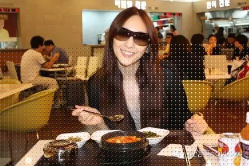 明星旅行糗事一籮筐 總有一個萌到你！