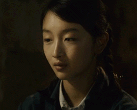 周冬雨跟得上余文樂(lè)時(shí)尚的步伐嗎