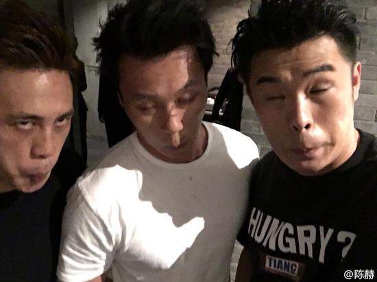 陳赫曬杜淳李晨人搞怪合影 陳赫曬杜淳李晨人搞怪合影