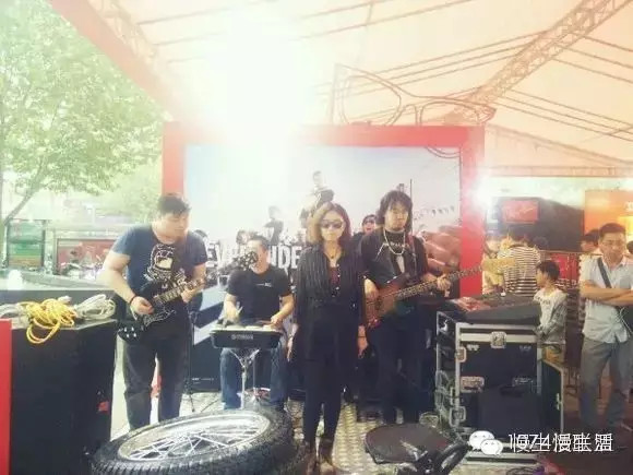 韓璐和六一公社樂隊(duì) 韓璐和六一公社樂隊(duì)