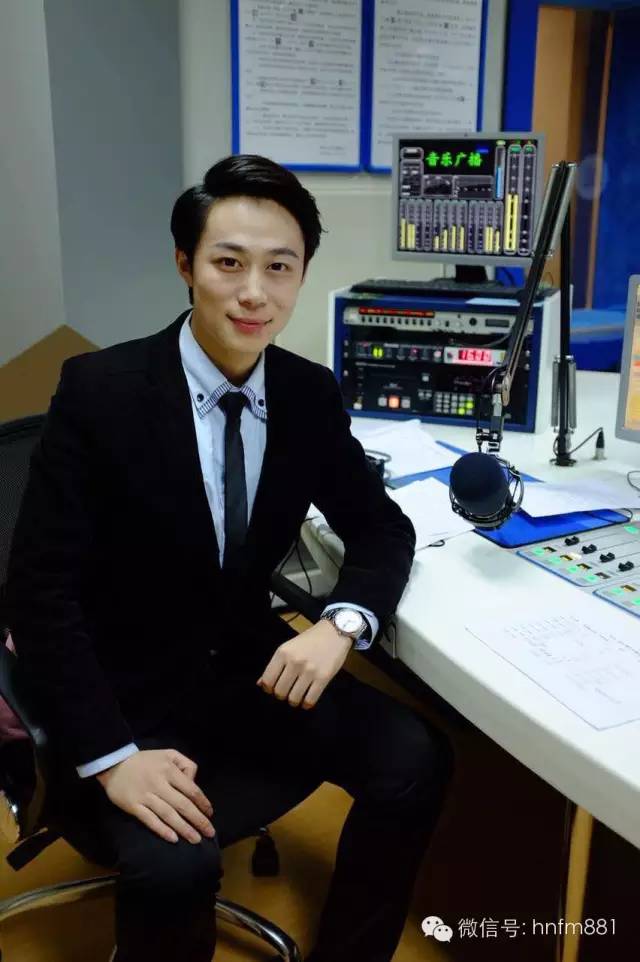 以及我們881的小鮮肉 — 思嘉??！