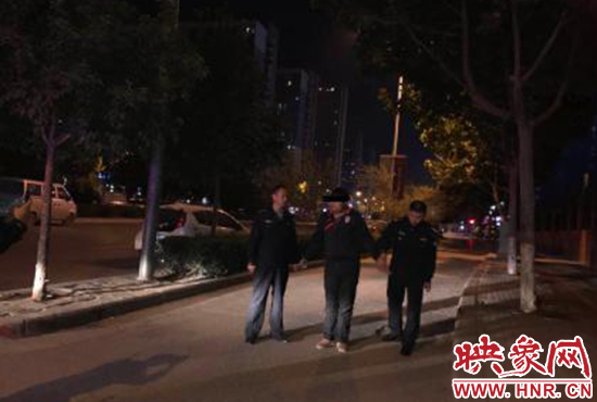 指認(rèn)犯罪現(xiàn)場(chǎng)。