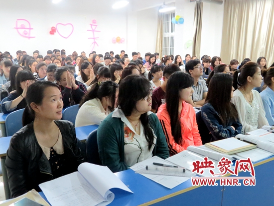 道德講堂活動現(xiàn)場 道德講堂活動現(xiàn)場