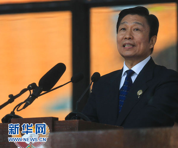 12月10日，國(guó)家副主席李源潮在南非約翰內(nèi)斯堡出席南非政府為前總統(tǒng)曼德拉舉行大型官方追悼活動(dòng)并致辭。