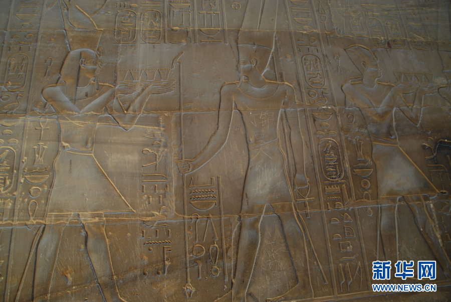 中國式“到此一游”現(xiàn)身埃及3000年前文物引熱議 中國式“到此一游”現(xiàn)身埃及3000年前文物引熱議