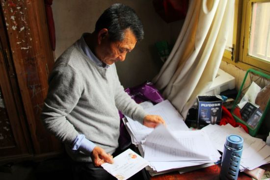 這些信成了張家的“寶貝”，哥哥張高發(fā)表示要好好收藏。