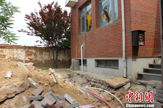 河北聽證會代表遭連續(xù)報復已不敢回家居住(圖) 河北聽證會代表遭連續(xù)報復已不敢回家居住(圖)