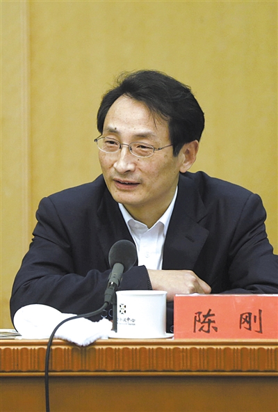 昨日，北京市人大代表、北京市副市長陳剛參與豐臺團小組討論。 新京報記者 浦峰 攝