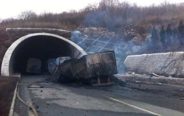 圖為事故現(xiàn)場。