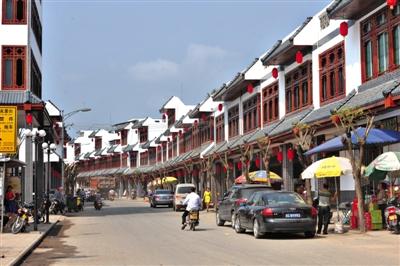 2014年3月16日，海南瓊海市，正在進行城鎮(zhèn)化改造的萬泉鎮(zhèn)新貌。圖/CFP