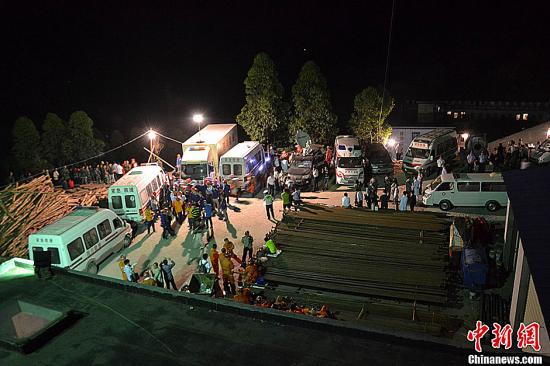 　圖為事故救援現(xiàn)場。