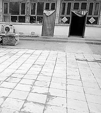 案發(fā)院落，血跡已被掩蓋。