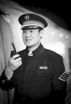 袁閱說，女友讓他挺感動 本人供圖