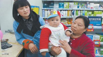 一歲半寶寶患罕見?。翰粫f話走路 動輒就昏迷