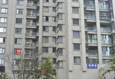 該小區(qū)的每個(gè)單元幾乎都開(kāi)有麻將館。