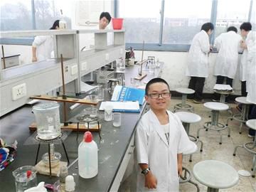 身高1.1米的大二學生研發(fā)APP獲國家級項目投資 身高1.1米的大二學生研發(fā)APP獲國家級項目投資