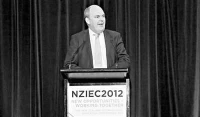 我非常重視新西蘭作為國際留學(xué)大國的聲譽(yù)，新西蘭教育在英語國家內(nèi)是排得上前五名的。新西蘭的大學(xué)會重視自己的聲譽(yù)，不會輕易縱容自己的學(xué)生。