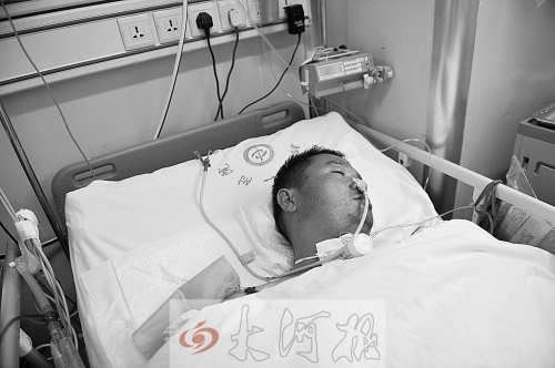 姚戰(zhàn)標(biāo)因甲烷中毒，大腦受到損害，重度昏迷。