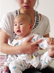 經(jīng)過(guò)幾個(gè)月治療，涵涵的病情好轉(zhuǎn)多了。