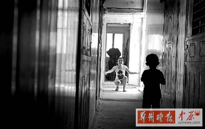 孤獨(dú)世界 孤獨(dú)的愛