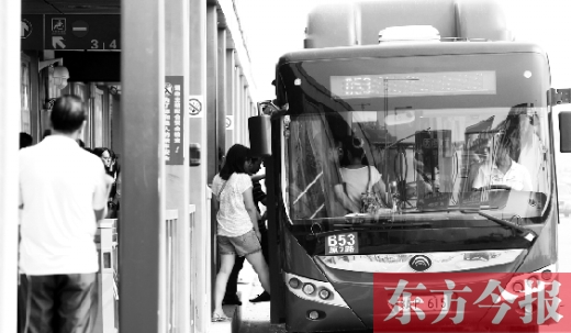 鄭州B3首日試運營 鄭州B3首日試運營