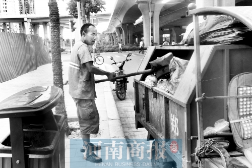 隱形富豪李國全，心甘情愿做個(gè)環(huán)衛(wèi)工