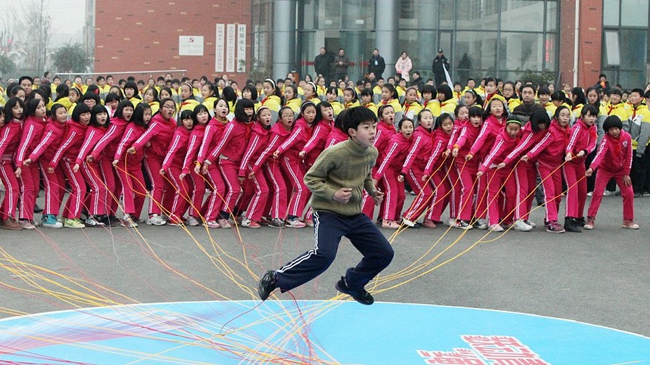 網(wǎng)繩吉尼斯紀錄在四川什邡被打破 網(wǎng)繩吉尼斯紀錄在四川什邡被打破