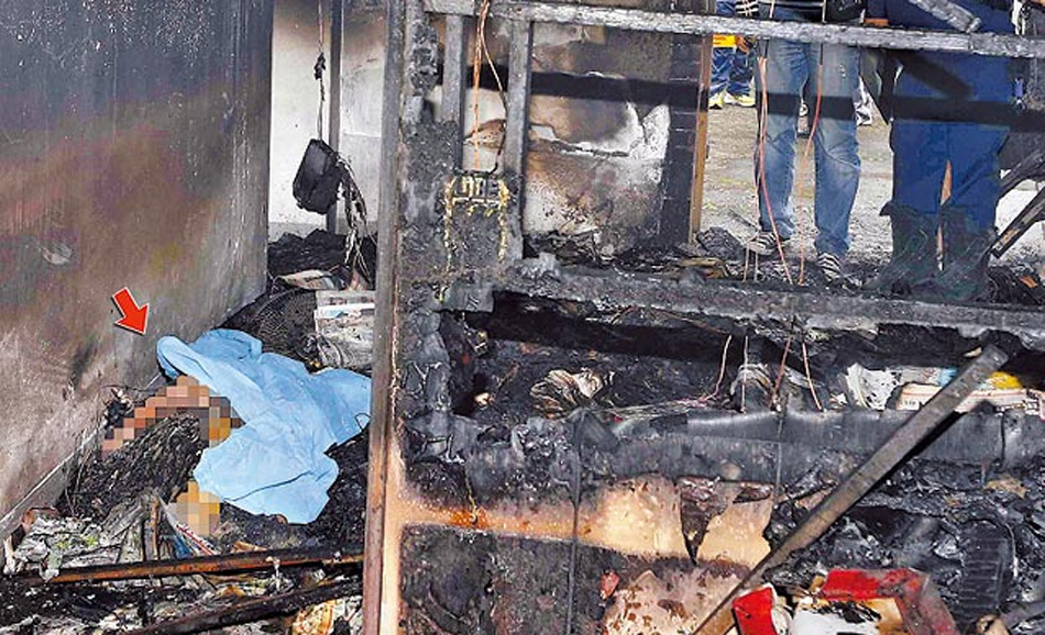 臺(tái)灣老翁玩性虐葬身火窟 臺(tái)灣老翁玩性虐葬身火窟