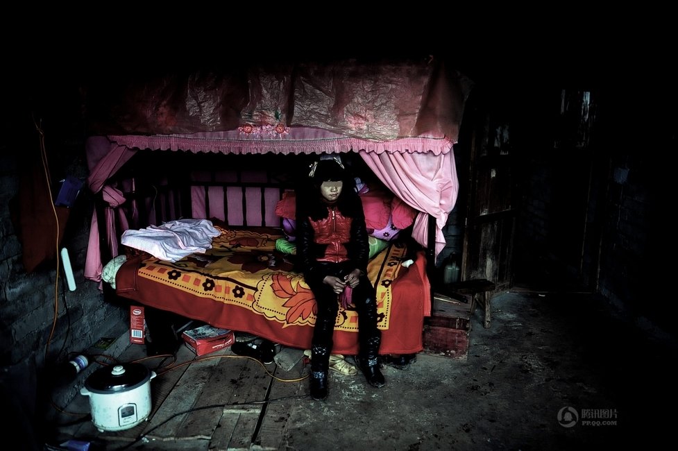 12歲女孩被"嫁"給28歲男人 12歲女孩被"嫁"給28歲男人