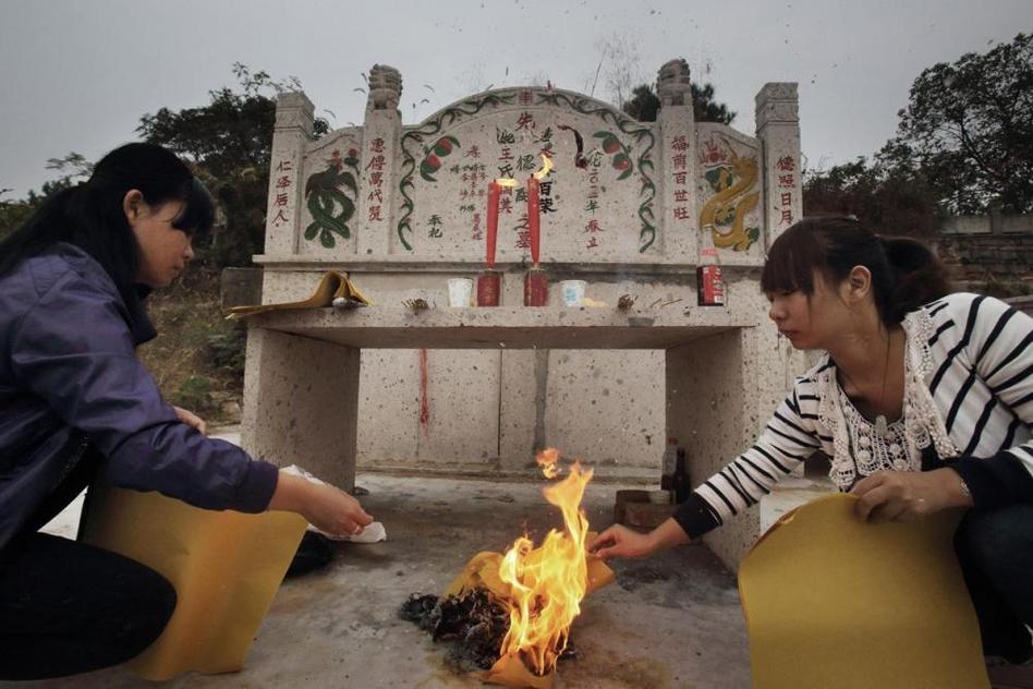 多地水污染嚴(yán)重 “癌癥村”人處境堪憂 多地水污染嚴(yán)重 “癌癥村”人處境堪憂