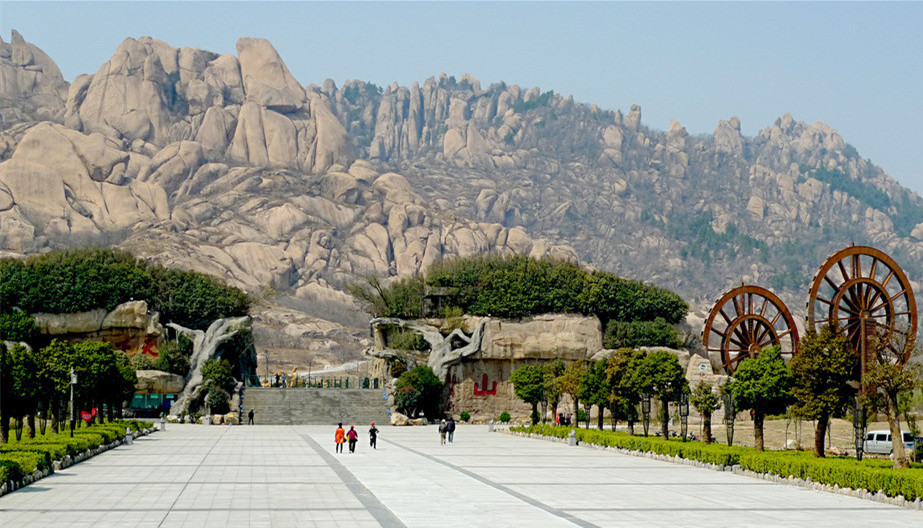 湖光山色這里都有 愛(ài)上“鄰家姑娘”嵖岈山 湖光山色這里都有 愛(ài)上“鄰家姑娘”嵖岈山