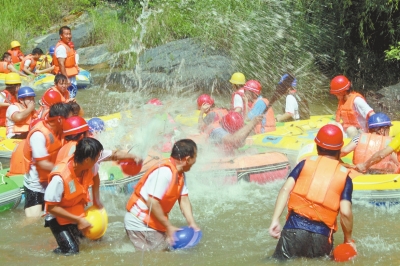 端午節(jié)，購(gòu)漂流可免費(fèi)暢游豫西大峽谷