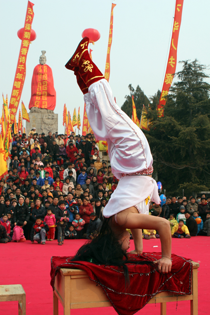 　　超強(qiáng)的演出陣容,超強(qiáng)的娛樂產(chǎn)品組合。