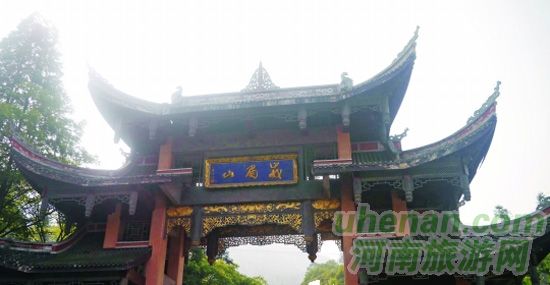 直上峨眉賞云海 煙雨柳江入夢(mèng)來