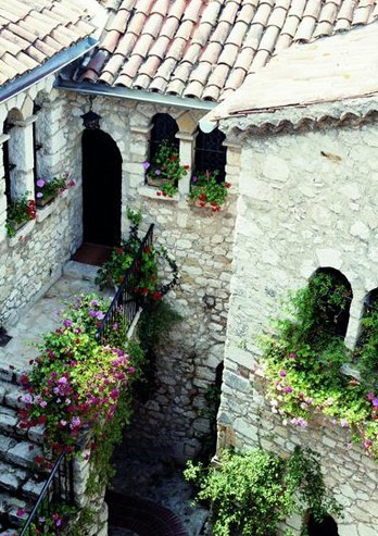 浪漫歐洲 可以躲起來(lái)的蜜月小鎮(zhèn) 浪漫歐洲 可以躲起來(lái)的蜜月小鎮(zhèn)