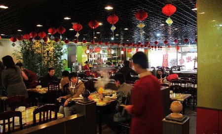 來到四川,不吃火鍋就對不起這片火辣辣的土地。