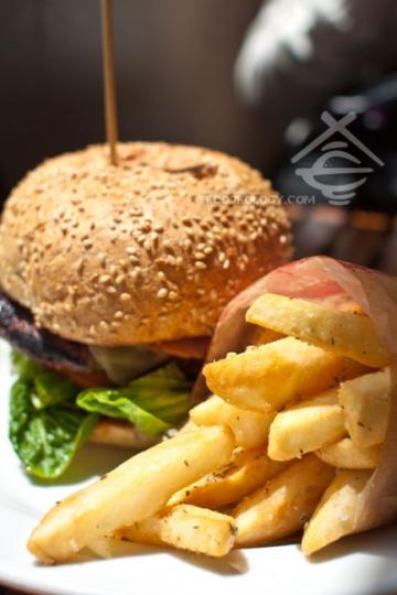 墨爾本那款半夜讓人想念的漢堡 墨爾本那款半夜讓人想念的漢堡