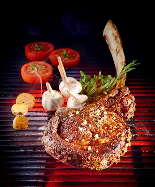 炎炎夏日 焰吧扒房“肉”的誘惑 炎炎夏日 焰吧扒房“肉”的誘惑