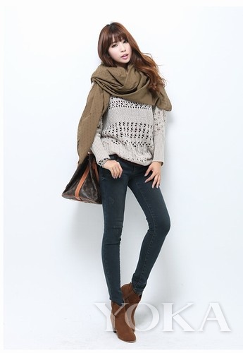 寒冬PK內(nèi)秀時(shí)尚 輕薄圍巾是主角(3) 寒冬PK內(nèi)秀時(shí)尚 輕薄圍巾是主角(3)