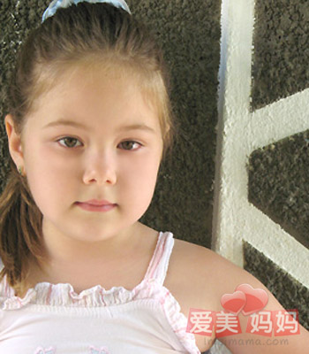 家長(zhǎng)過(guò)度保護(hù) 孩子的獨(dú)立性會(huì)變差 家長(zhǎng)過(guò)度保護(hù) 孩子的獨(dú)立性會(huì)變差