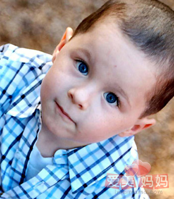 家長(zhǎng)過(guò)度保護(hù) 孩子的獨(dú)立性會(huì)變差 家長(zhǎng)過(guò)度保護(hù) 孩子的獨(dú)立性會(huì)變差