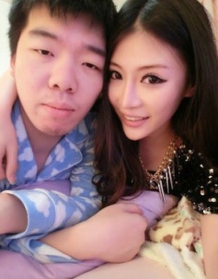 吉星鵬與祁可欣合影。