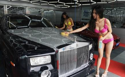 比基尼美女洗車 比基尼美女洗車