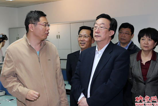 5月9日上午11點10分，河南省委書記郭庚茂一行來到映象網(wǎng)視察。映象網(wǎng)記者 邵恰 段晉哲攝