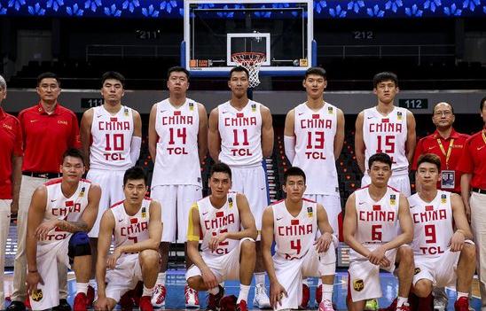 亞錦賽男籃數(shù)據(jù):單場51分創(chuàng)新低 輸19分載入史冊(cè) 亞錦賽男籃數(shù)據(jù):單場51分創(chuàng)新低 輸19分載入史冊(cè)