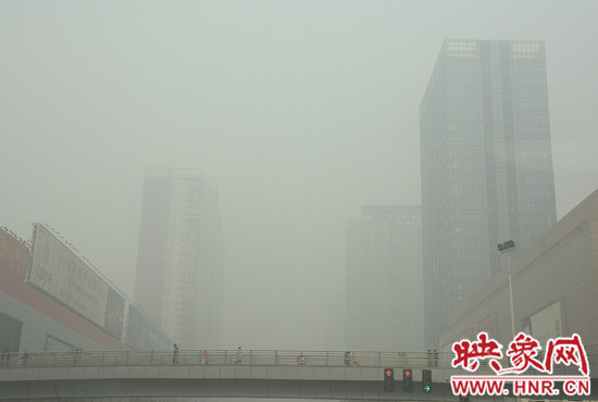 “霧霾”,應(yīng)該是2013年人們最不能忘記的詞語(yǔ) “霧霾”,應(yīng)該是2013年人們最不能忘記的詞語(yǔ)