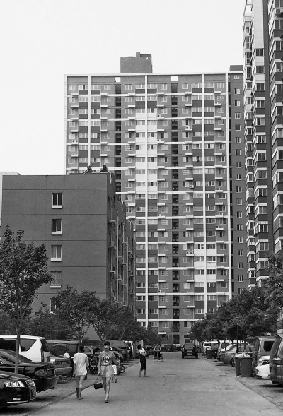 新就業(yè)大中專畢業(yè)生，外來(lái)務(wù)工人員住滿5年可申請(qǐng)購(gòu)買(mǎi)公租房。