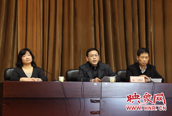 第二組競聘團隊，胡士才（中）朱金星（右）趙瑞瑩（左）。