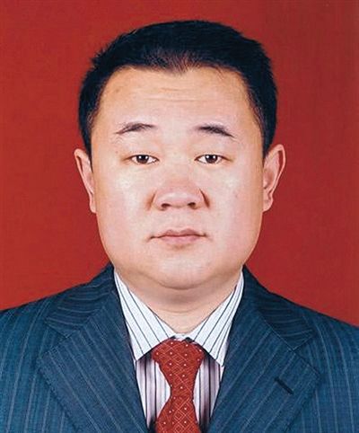 慶安縣委常委、副縣長董國生
