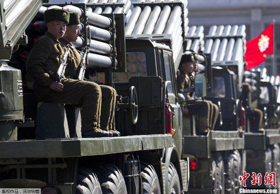 （10日凌晨發(fā)）朝鮮迎勞動(dòng)黨建黨70周年將閱兵游行隆重慶祝（共三圖，請(qǐng)大夜幫改為文中插圖謝謝）